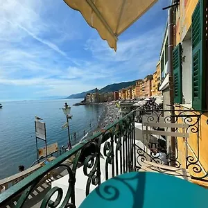 Appartamento Un Terrazzino Sul Lungomare, Camogli